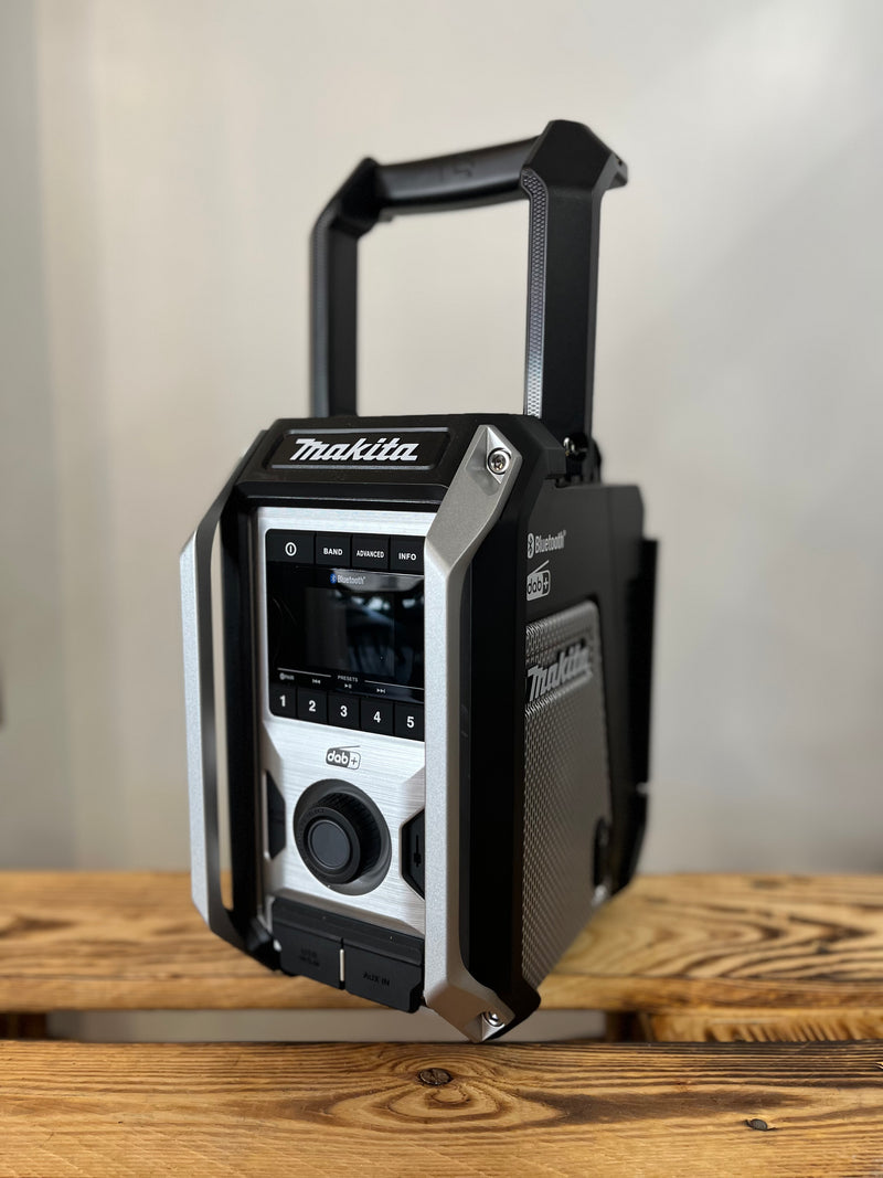 Akku-Baustellenradio LXT/CXT/AC DMR115 DAB / DAB+ / FM / Bluetooth / Subwoofer