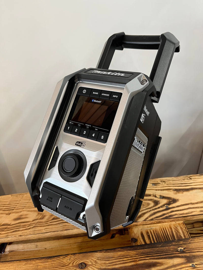 Akku-Baustellenradio LXT/CXT/AC DMR115 DAB / DAB+ / FM / Bluetooth / Subwoofer