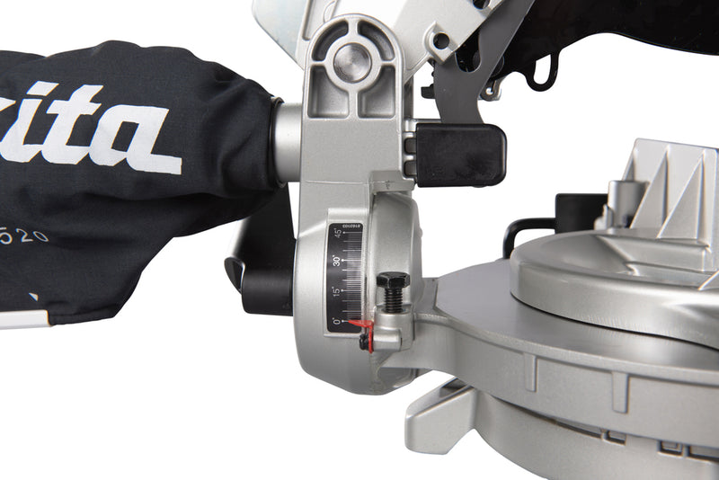 Kapp- und Gehrungssäge – 1 650 W • 260/30 mm