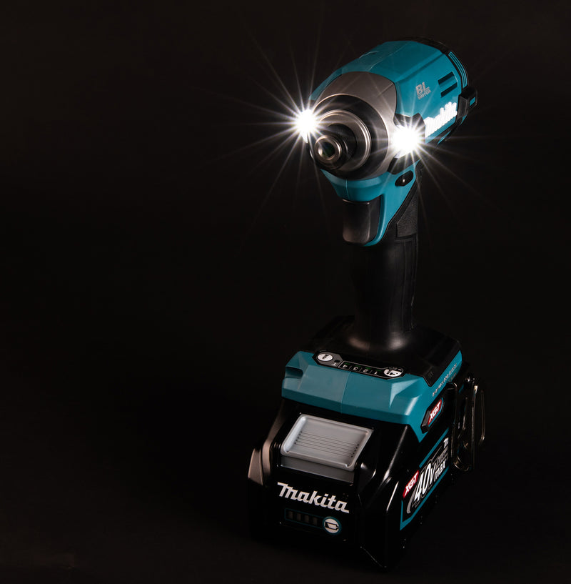 Akku-Schlagschrauber XGT® – 40Vmax • 1/4" • 210 Nm • 0 – 3 700 min⁻¹