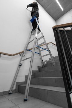 Teleskop Stufen-/ StehLeiter